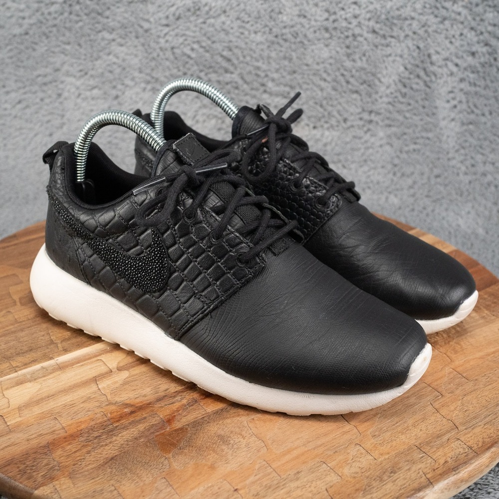 Nike Running Shoes Women's 7 Black Low Top Ivory Crocodile Roshe One LX Logo